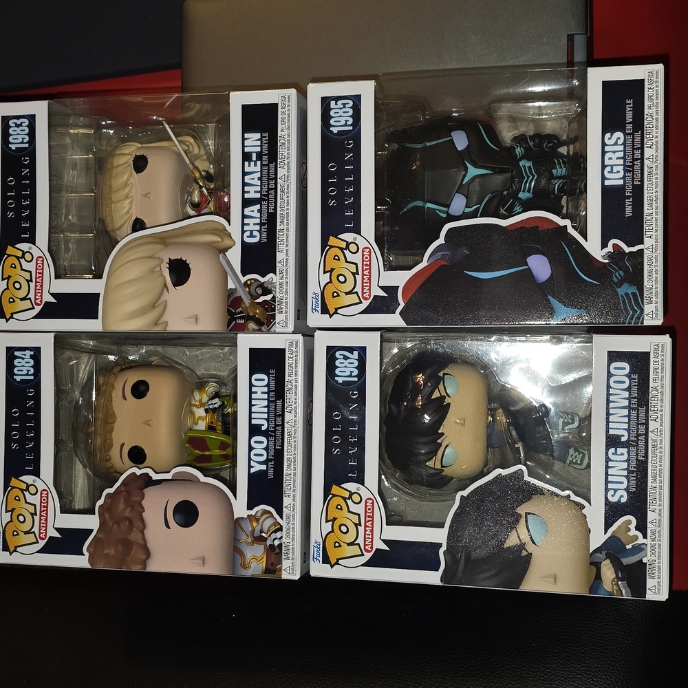 Mint Funko Pop! Solo Leveling Bundle